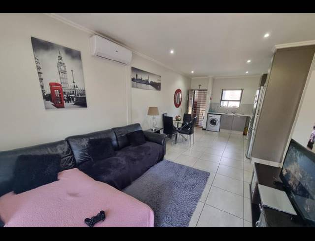 2 BEDROOM PROPERTY TO RENT IN LONEHILL